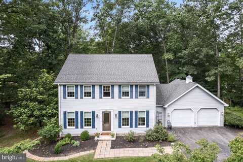 311 LAKESIDE LOOP, RIDGELEY, WV 26753
