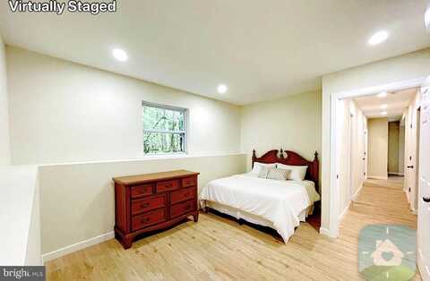 114 BREWSTER WAY, EAST STROUDSBURG, PA 18301