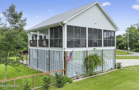 227 Farve Street, Waveland, MS 39576