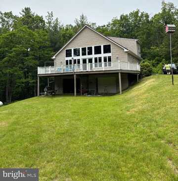 213 HIGHLAND DRIVE, FRANKLIN, WV 26807