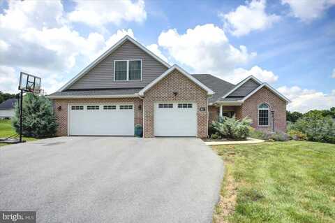 1857 CARRERA DRIVE, CHAMBERSBURG, PA 17202