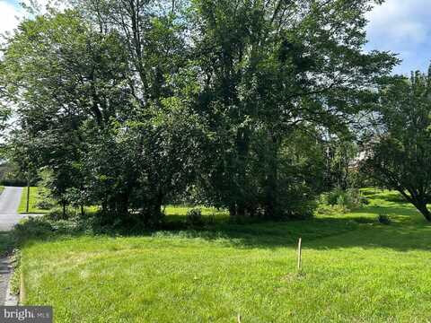 0 LISA DRIVE, HARRISBURG, PA 17111