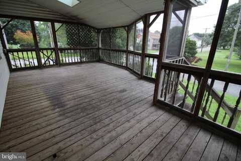 1082 GEORGETOWN ROAD, PARADISE, PA 17562