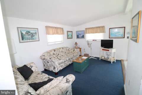 34 BOOM WAY N, TUCKERTON, NJ 08087
