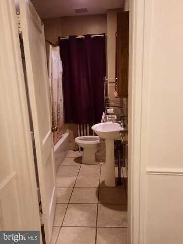 447 WEST CHESTER PIKE, HAVERTOWN, PA 19083