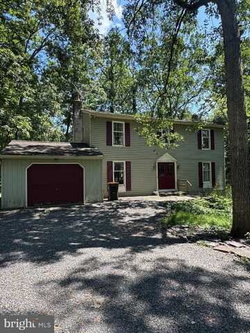 4215 E CAMPBELL ROAD, PENNSBURG, PA 18073