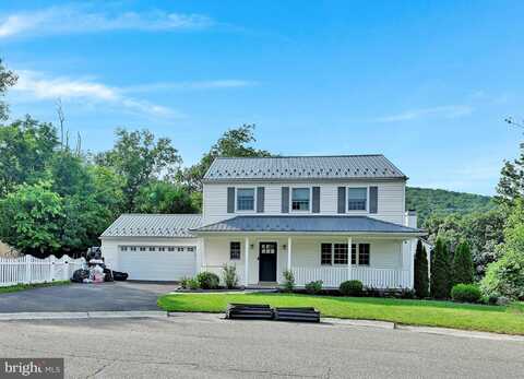 42 OVERLOOK DRIVE, POTTSVILLE, PA 17901