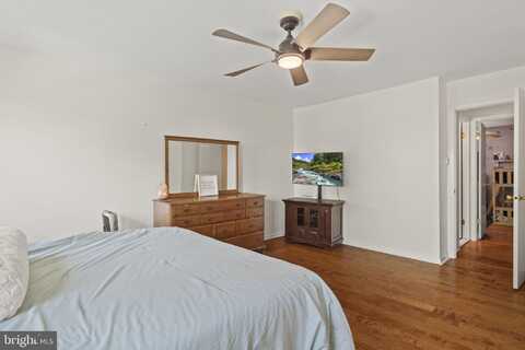 54 PRINCETON COURT, LANGHORNE, PA 19047