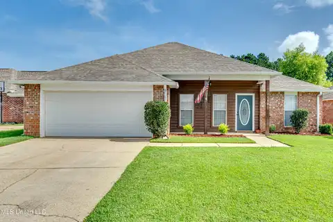 166 Cedar Spring Circle, Pearl, MS 39208