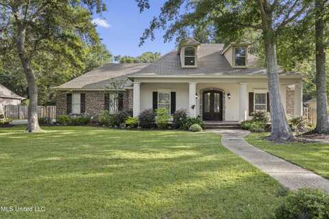 3208 Oakleigh Circle, Ocean Springs, MS 39564