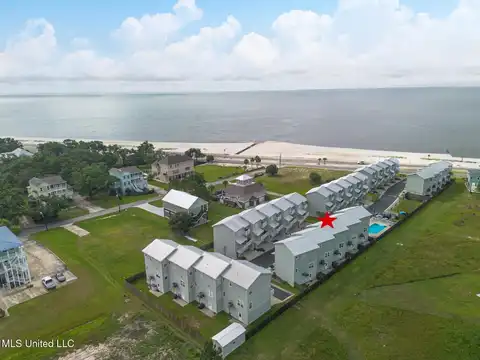 723 Beach Boulevard, Long Beach, MS 39560