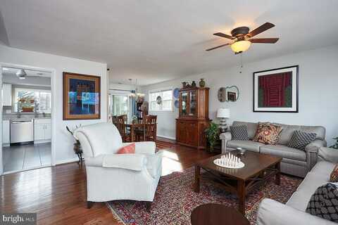 10405 AMHERST AVENUE, SILVER SPRING, MD 20902