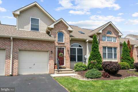 318 WINDSOR PLACE, MACUNGIE, PA 18062
