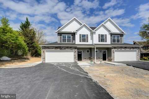 1817 HOLLY LANE, CHAMBERSBURG, PA 17202