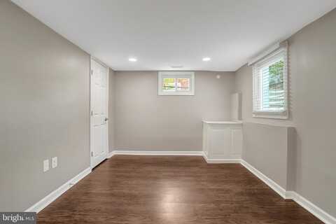 3617 S FOUR MILE RUN DRIVE, ARLINGTON, VA 22206
