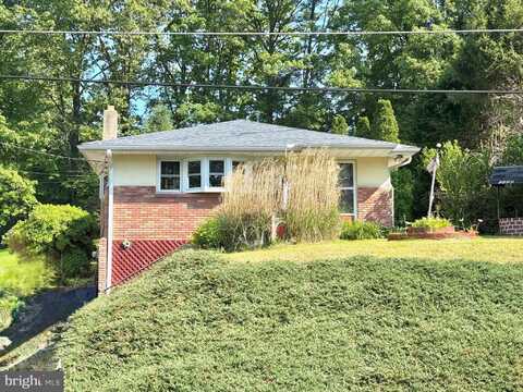 1938 HIGH PARK MANOR, POTTSVILLE, PA 17901