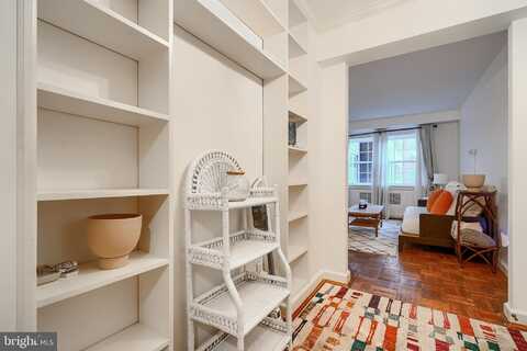 3601 GREENWAY, BALTIMORE, MD 21218