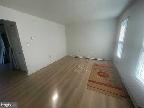 209 CROSS KEYS DRIVE, STRASBURG, PA 17579