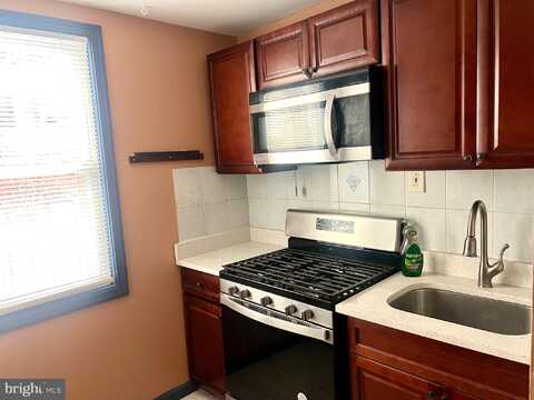 4604 BALTIMORE AVENUE, PHILADELPHIA, PA 19143