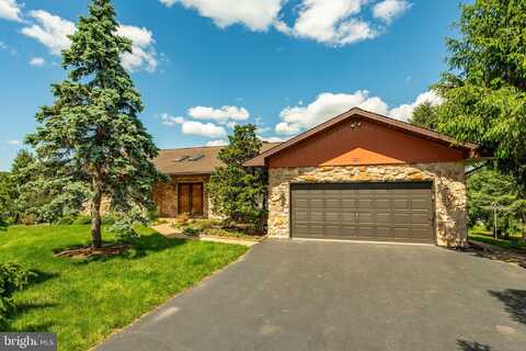 1310 OBERHOLTZER LANE, DENVER, PA 17517