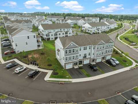 183 EVERLEIGH DRIVE, ROYERSFORD, PA 19468