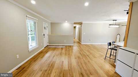 10473 HEDGESVILLE ROAD, HEDGESVILLE, WV 25427