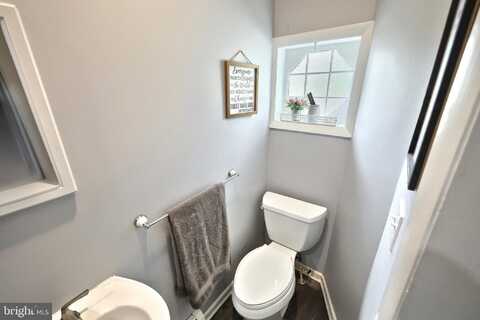 221 CHERRY STREET, YORK, PA 17402