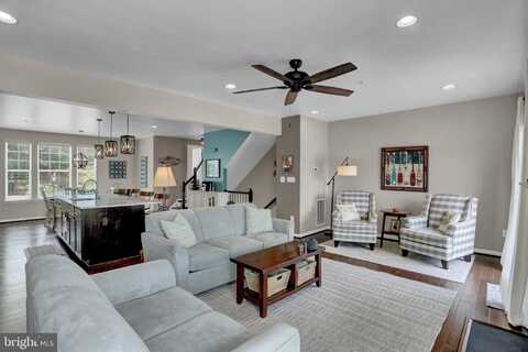 238 MARINA VIEW COURT, ESSEX, MD 21221