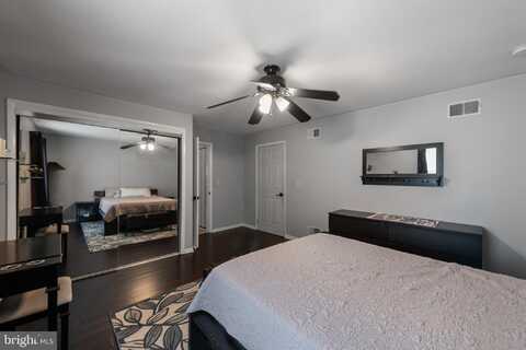 520 RIVERSIDE DRIVE, BALTIMORE, MD 21221