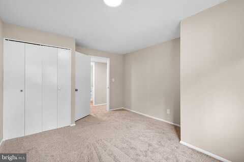 13 FARSTA COURT, ROCKVILLE, MD 20850
