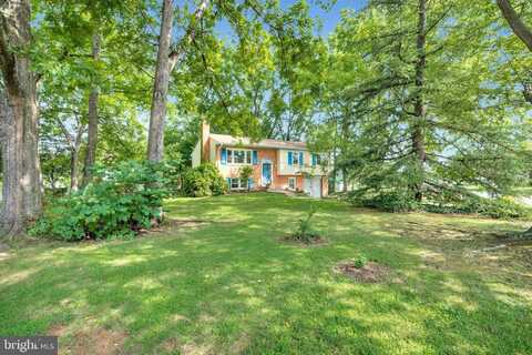 201 MORVEN PARK ROAD NW, LEESBURG, VA 20176