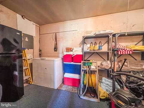 34 MISTLETOE LANE, LEVITTOWN, PA 19054