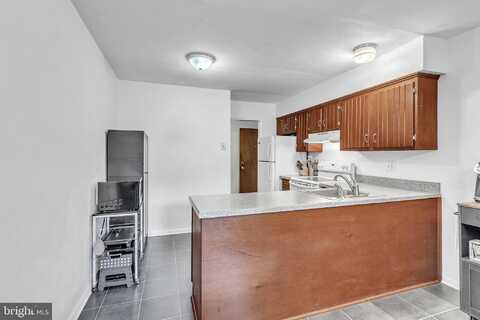 400 CAMPBELL CIRCLE, DOWNINGTOWN, PA 19335