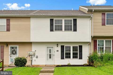 553 BLAKER DRIVE, EAST GREENVILLE, PA 18041