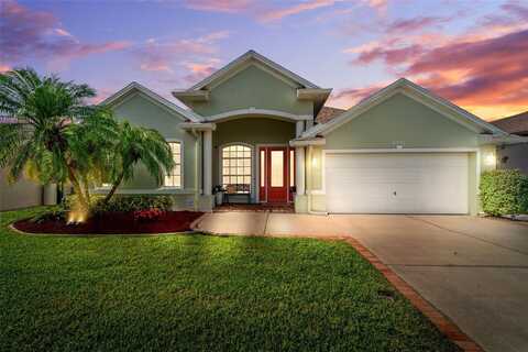 8226 WILD OAKS CIRCLE, LARGO, FL 33773