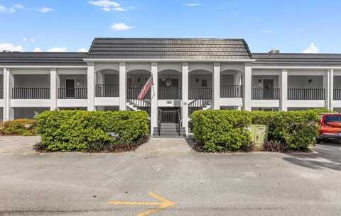 8651 10TH STREET N, Saint Petersburg, FL 33702