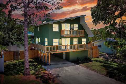 300 FREEPORT AVENUE NE, Saint Petersburg, FL 33702