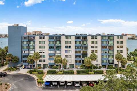 644 ISLAND WAY, CLEARWATER BEACH, FL 33767