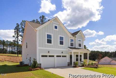 517 W Brocklyn Street, Benson, NC 27504