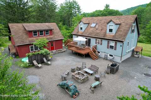 68 Garfield Road, Phoenicia, NY 12464