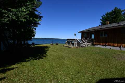 4467 N Lighthouse, Big Bay, MI 49808