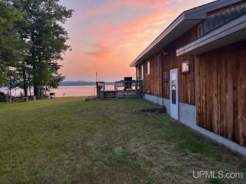 4467 N Lighthouse, Big Bay, MI 49808