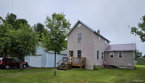 976 Main, Lake Linden, MI 49945