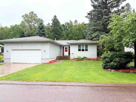 1009 9th, Houghton, MI 49931