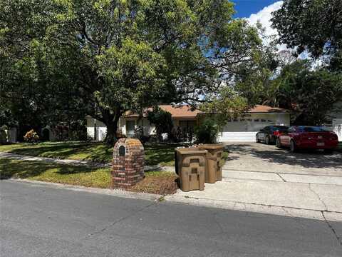 6204 SOARING AVENUE, TEMPLE TERRACE, FL 33617