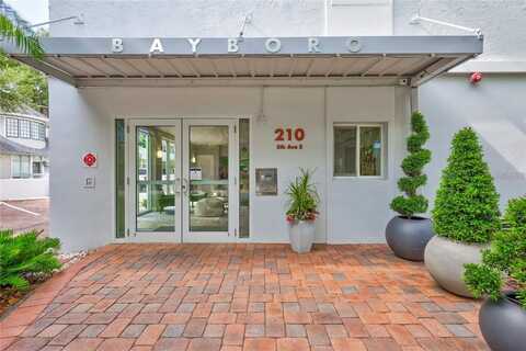 210 5TH AVENUE S, Saint Petersburg, FL 33701