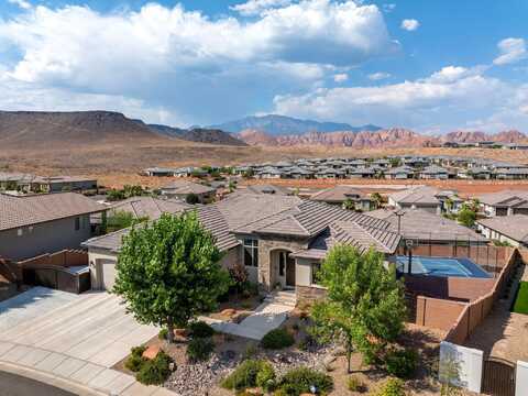 1990 N PARK DR, Washington, UT 84780