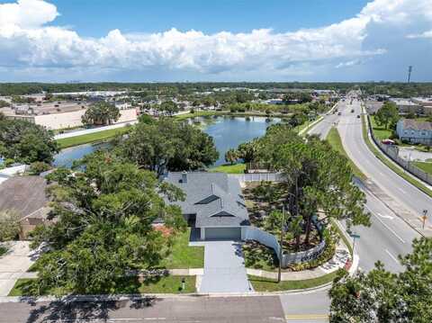 7001 HOLLOWELL DRIVE, TAMPA, FL 33634