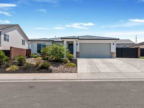 4589 S SOPHIA, Washington, UT 84780