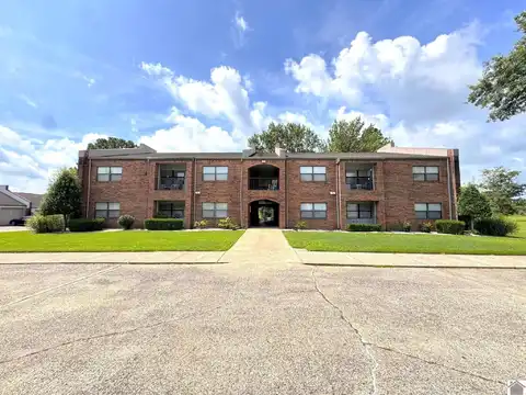 1005 Southwood Drive, Unit 8, Murray, KY 42071